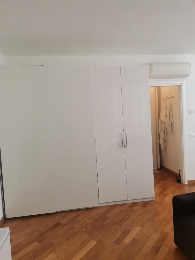 B&B Portello Милано Екстериор снимка